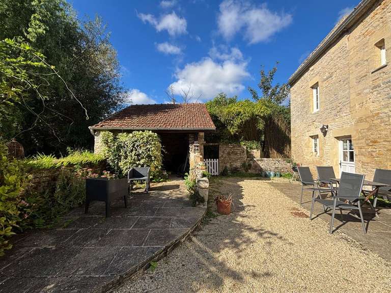 Maison Ponts-sur-Seulles - 5 chambres - 194m²