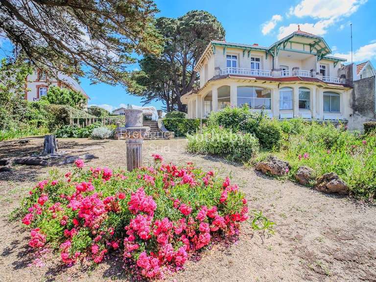 Maison Pornic - 6 chambres - 225m²