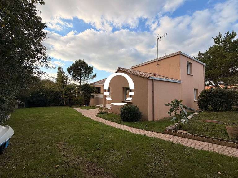 Maison Pornic - 6 chambres