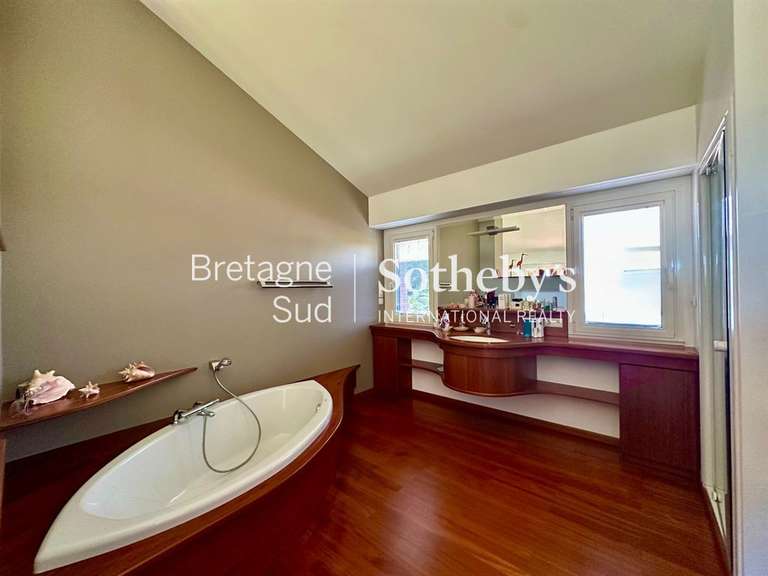 House Pornic - 5 bedrooms - 350m²