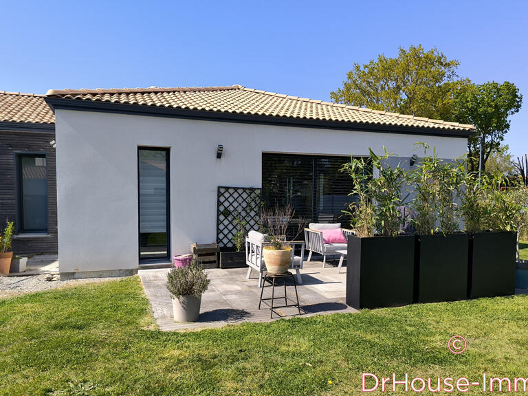 Villa Pornic - 3 bedrooms - 137m²