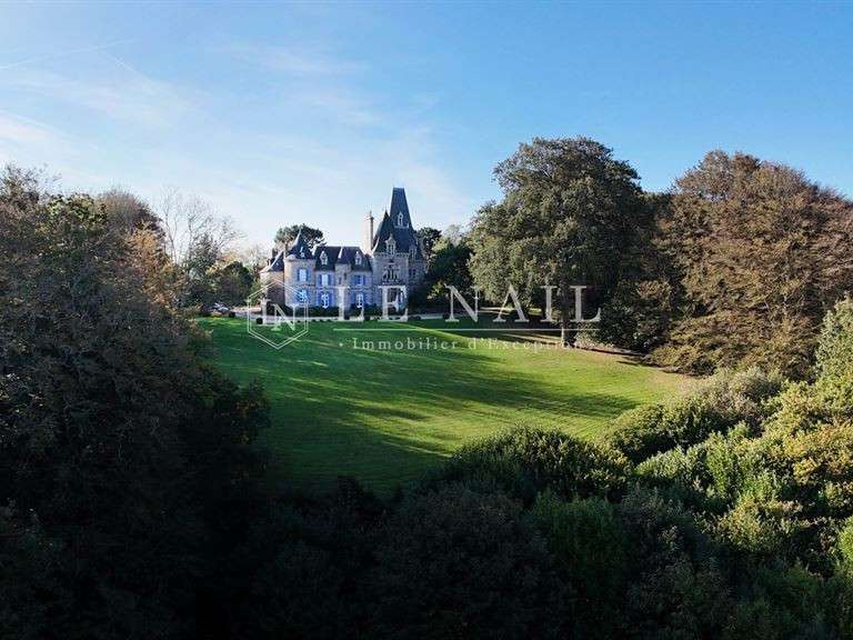 Propriété avec Vue sur mer Port-blanc - 10 chambres - 467m²