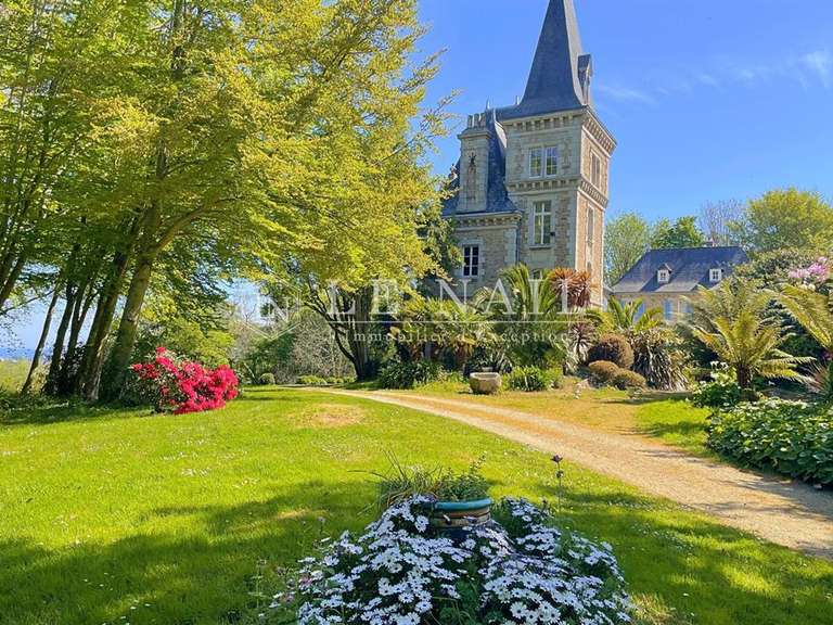 Propriété avec Vue sur mer Port-blanc - 10 chambres - 467m²