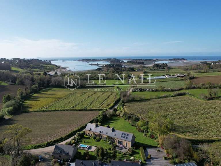 Property with Sea view port-blanc - 3 bedrooms - 260m²