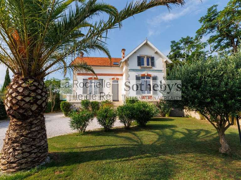 House Port-des-Barques - 6 bedrooms - 340m²