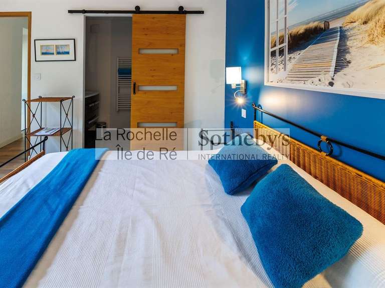 House Port-des-Barques - 6 bedrooms - 340m²