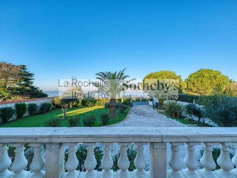 House Port-des-Barques - 6 bedrooms - 340m²