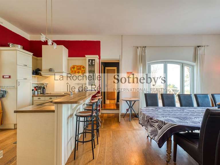 House Port-des-Barques - 6 bedrooms - 340m²