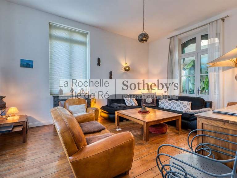 House Port-des-Barques - 6 bedrooms - 340m²