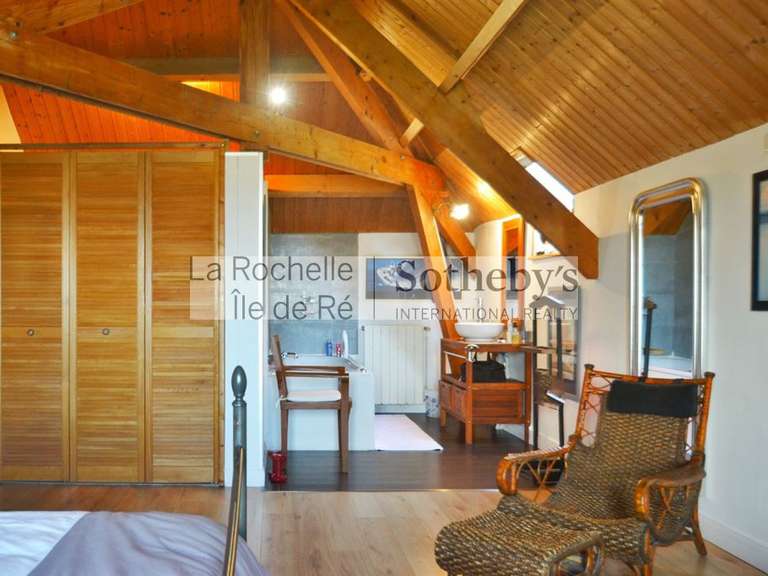 House Port-des-Barques - 6 bedrooms - 340m²