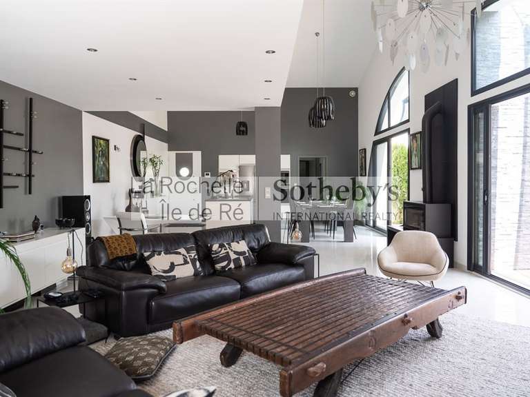 House Port-des-Barques - 3 bedrooms - 200m²