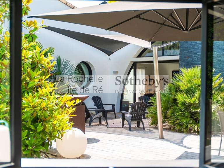 House Port-des-Barques - 3 bedrooms - 200m²