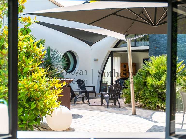 Maison Port-des-Barques - 3 chambres - 200m²