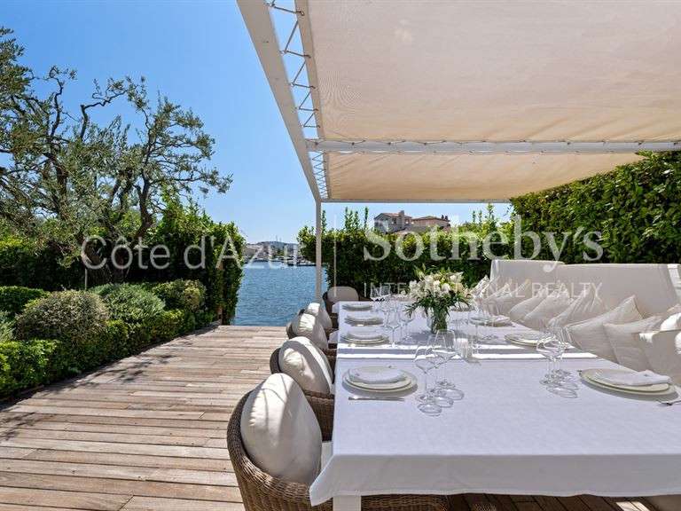 House port-grimaud - 5 bedrooms - 538m²