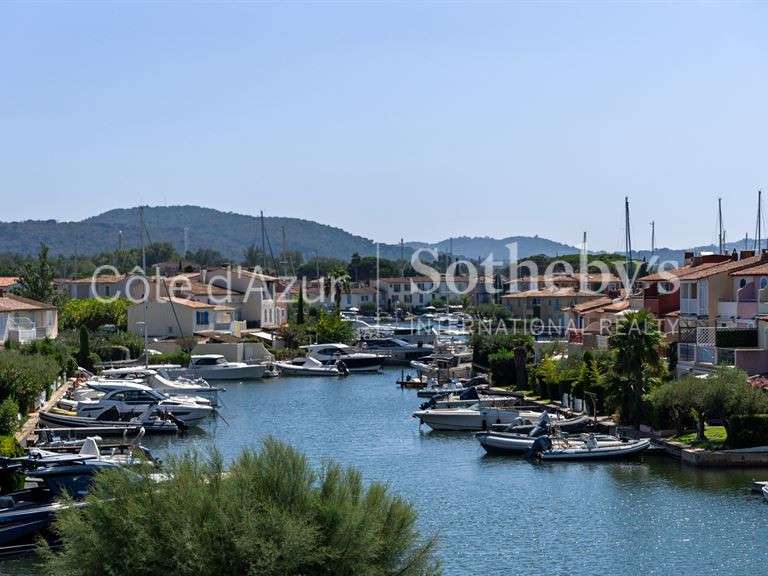 House port-grimaud - 5 bedrooms - 538m²
