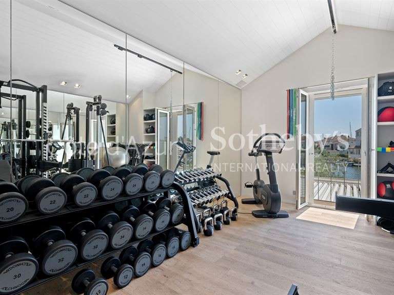 House port-grimaud - 5 bedrooms - 538m²