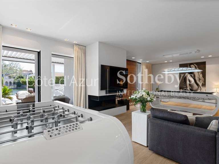 House port-grimaud - 5 bedrooms - 538m²