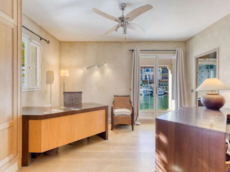 Villa port-grimaud - 3 bedrooms - 165m²