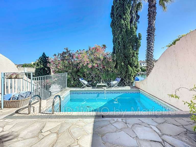 Villa Port-grimaud - 3 chambres - 77m²