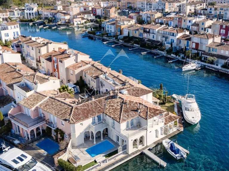 Villa Port-grimaud - 3 chambres - 160m²