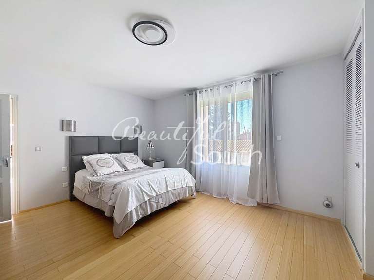 Maison Port-la-Nouvelle - 5 chambres - 530m²