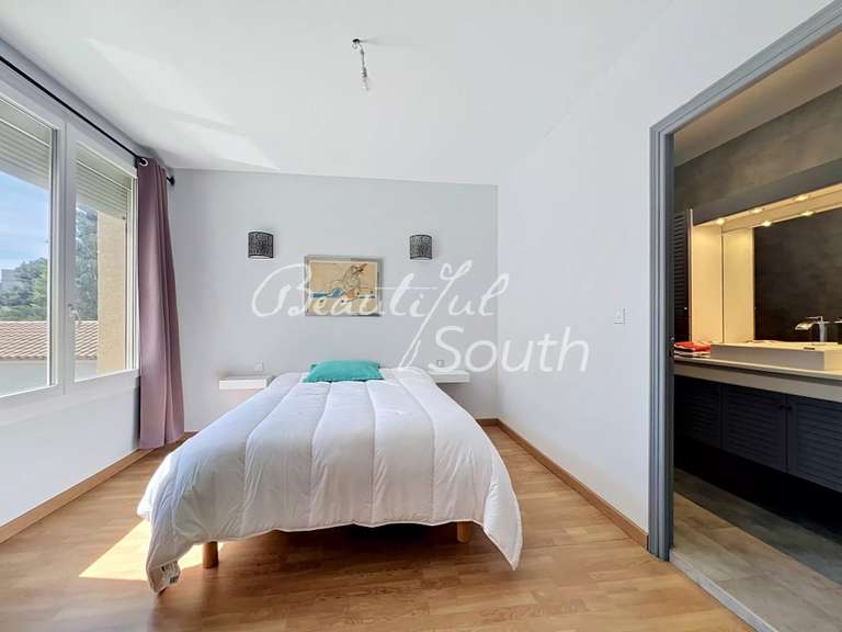 Maison Port-la-Nouvelle - 5 chambres - 530m²