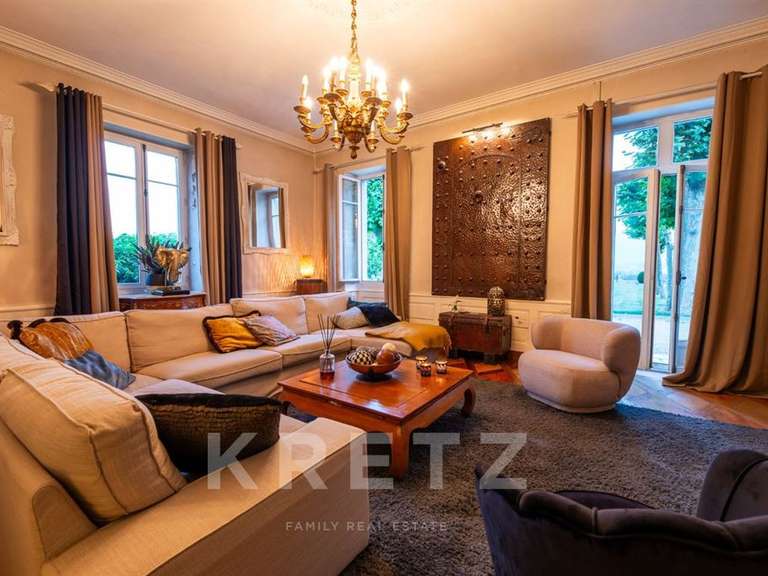 Maison Porte-de-Savoie - 7 chambres - 855m²
