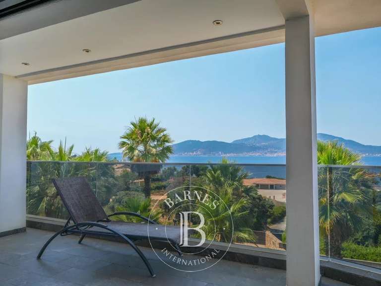 Appartement avec Vue sur mer Porticcio - 3 chambres - 163m²