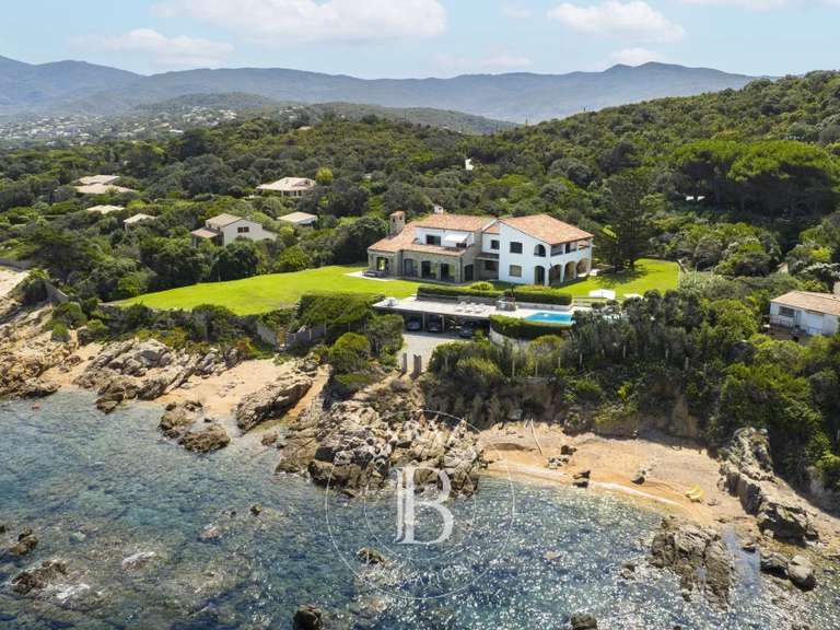 Propriété avec Vue sur mer Porticcio - 7 chambres - 800m²