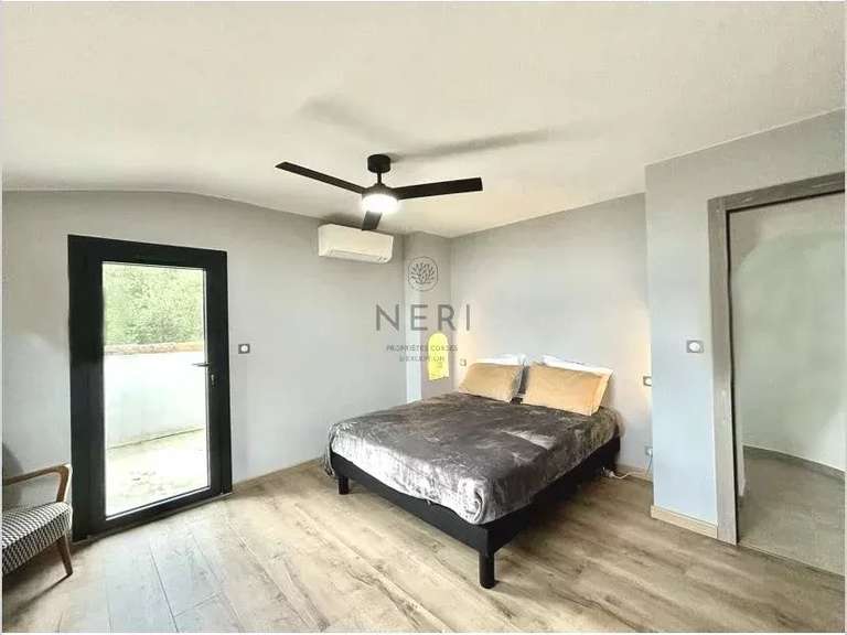 Villa Porticcio - 5 chambres - 2020m²