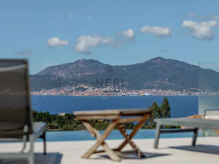 Villa with Sea view porticcio - 5 bedrooms - 200m²
