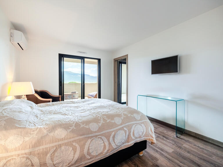 Apartment Porto-Vecchio - 5 bedrooms - 45m²