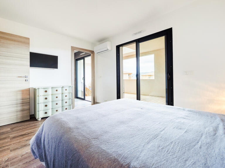 Apartment Porto-Vecchio - 5 bedrooms - 45m²