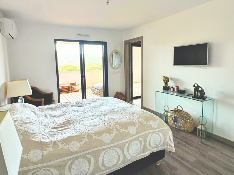 Apartment Porto-Vecchio - 5 bedrooms - 305m²