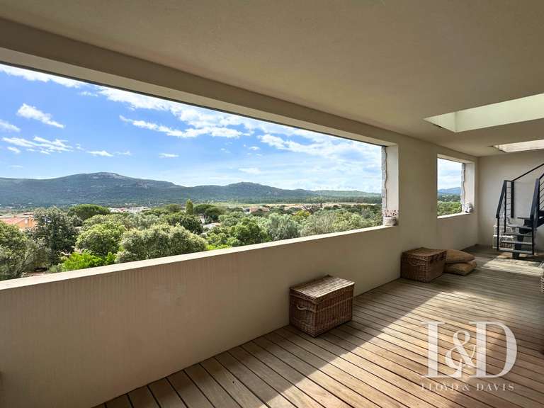 Appartement Porto-Vecchio - 5 chambres - 305m²