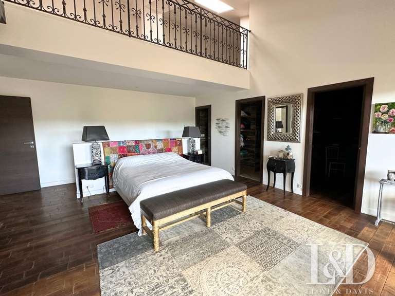 Appartement Porto-Vecchio - 5 chambres - 305m²