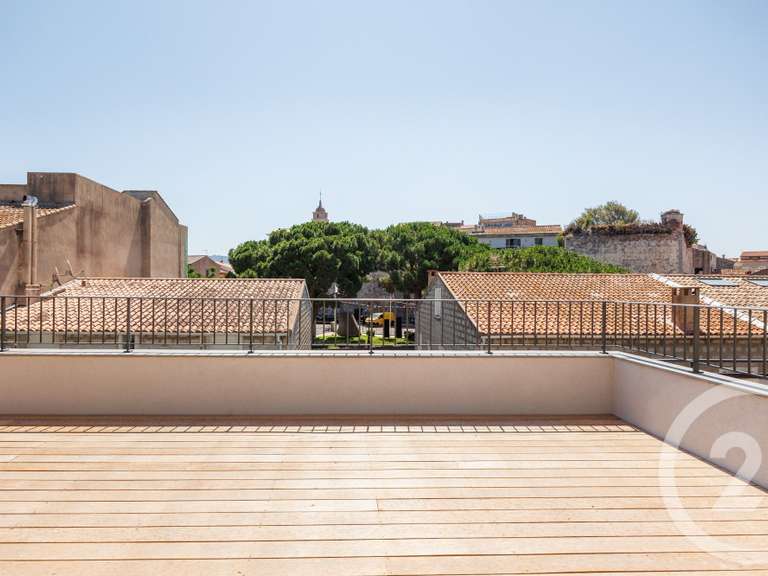 Appartement Porto-Vecchio - 3 chambres - 11m²