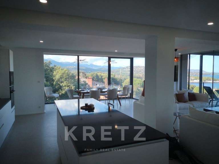 Appartement Porto-Vecchio - 3 chambres - 149m²