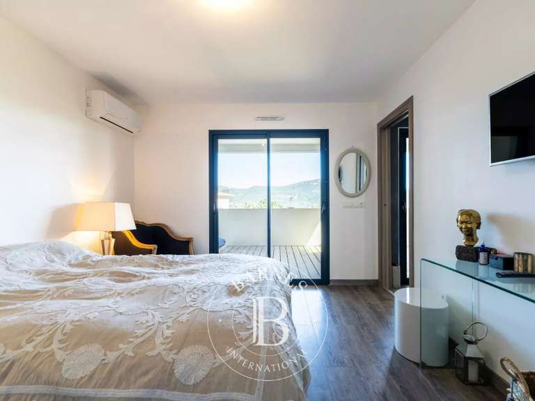 Appartement Porto-Vecchio - 5 chambres - 545m²