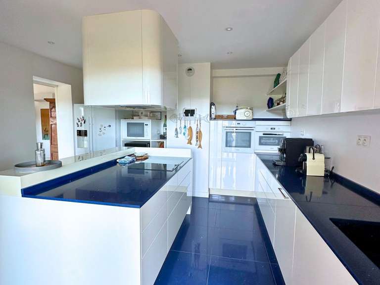 Apartment Porto-Vecchio - 5 bedrooms - 305m²