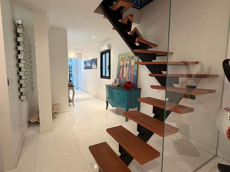 Appartement Porto-Vecchio - 5 chambres - 305m²