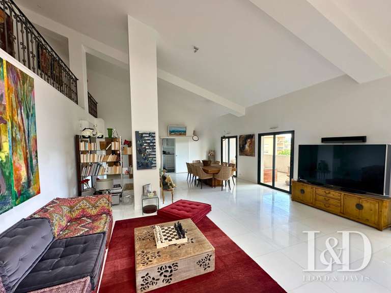 Apartment Porto-Vecchio - 5 bedrooms - 305m²