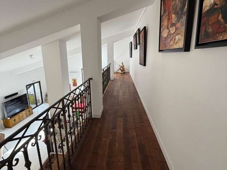 Appartement Porto-Vecchio - 5 chambres - 305m²