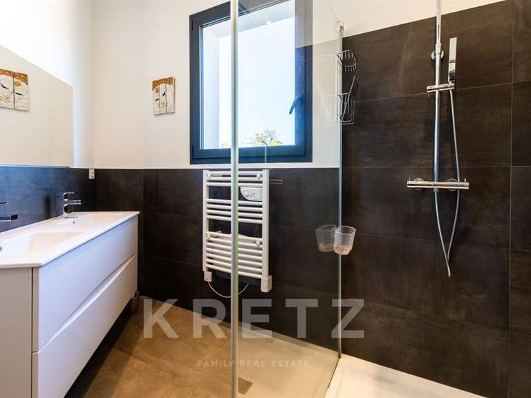 Appartement Porto-Vecchio - 3 chambres - 120m²