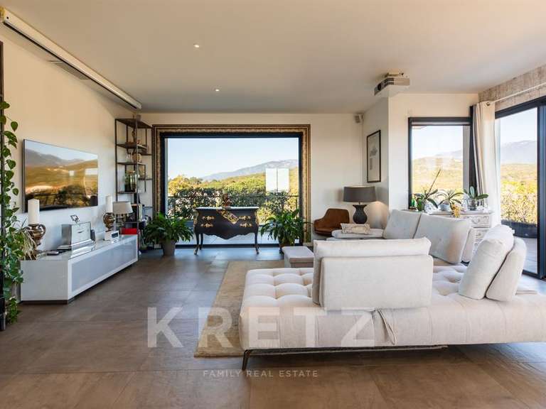 Appartement Porto-Vecchio - 3 chambres - 120m²