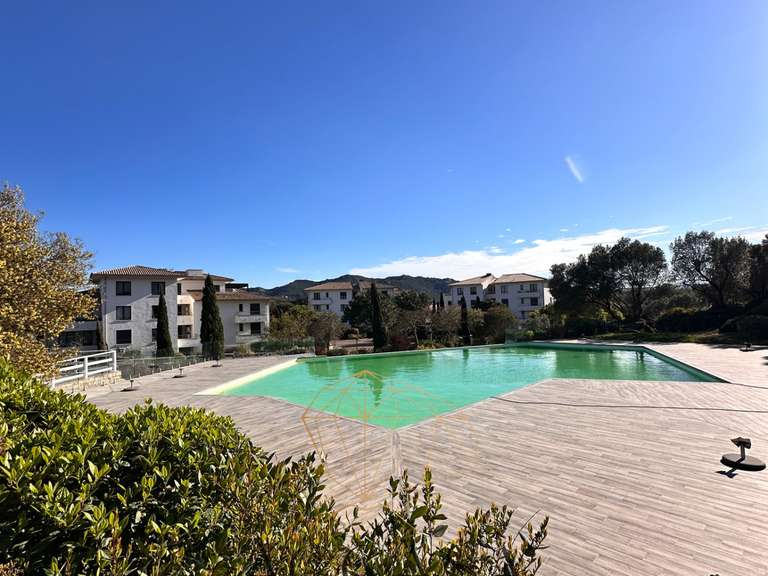 Appartement Porto-Vecchio - 3 chambres - 105m²