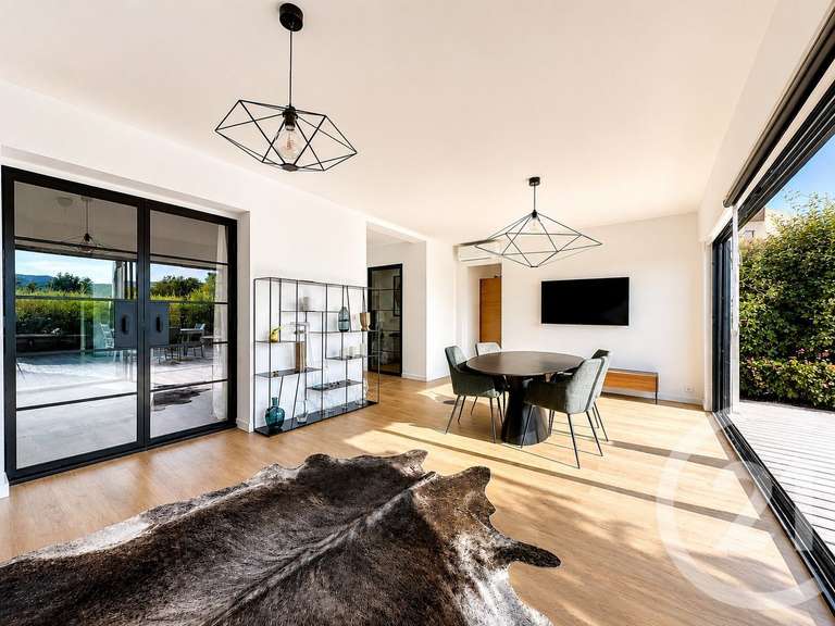 Appartement Porto-Vecchio - 2 chambres - 83m²