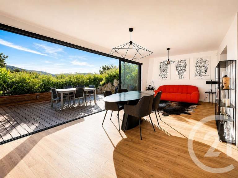 Appartement Porto-Vecchio - 2 chambres - 83m²