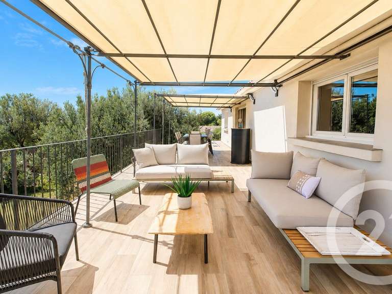Appartement Porto-Vecchio - 4 chambres - 196m²