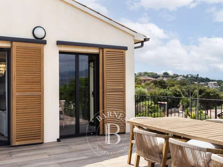 Appartement avec Vue sur mer Porto-Vecchio - 3 chambres - 166m²